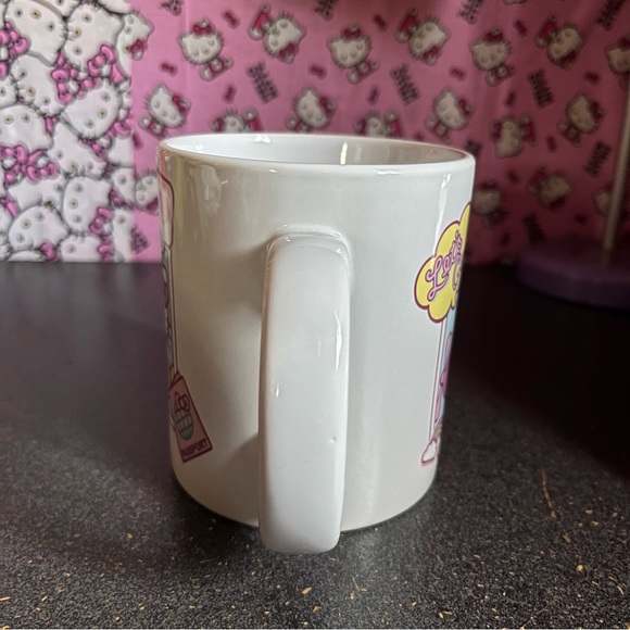 Hello Kitty Mug - Picture 2 of 6